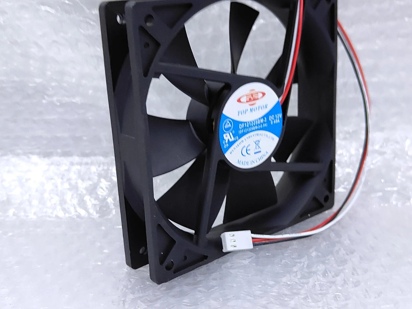 1PCS DF121225BM-3 12025 DC12V 0.45A 3-pin high airflow silent cooling fan