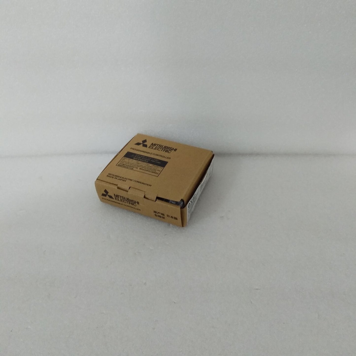 new Sent within 24 hours Mitsubishi PLC QX42 - MITSUBISHI