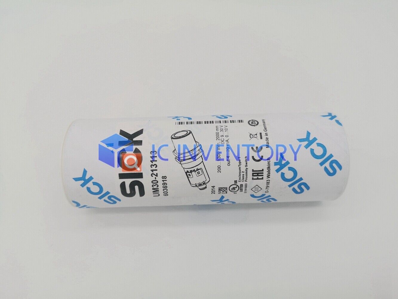 new SICK UM30213113 UM30-213113 ULTRASONIC SENSOR 0-10V 4-20 mA - SICK