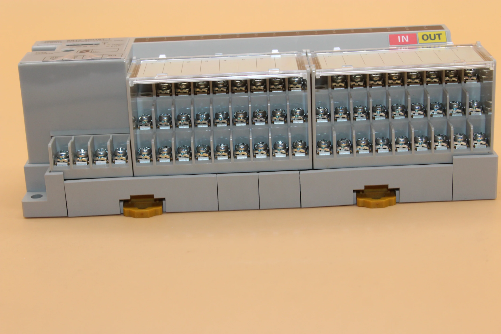 OMRON SRT2-MD16T-1 - OMRON