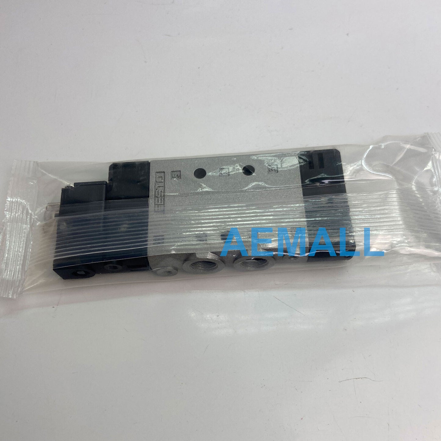 1pcs Festo CPE14-M1BH-5LS-1/8 196942 Solenoid Valve