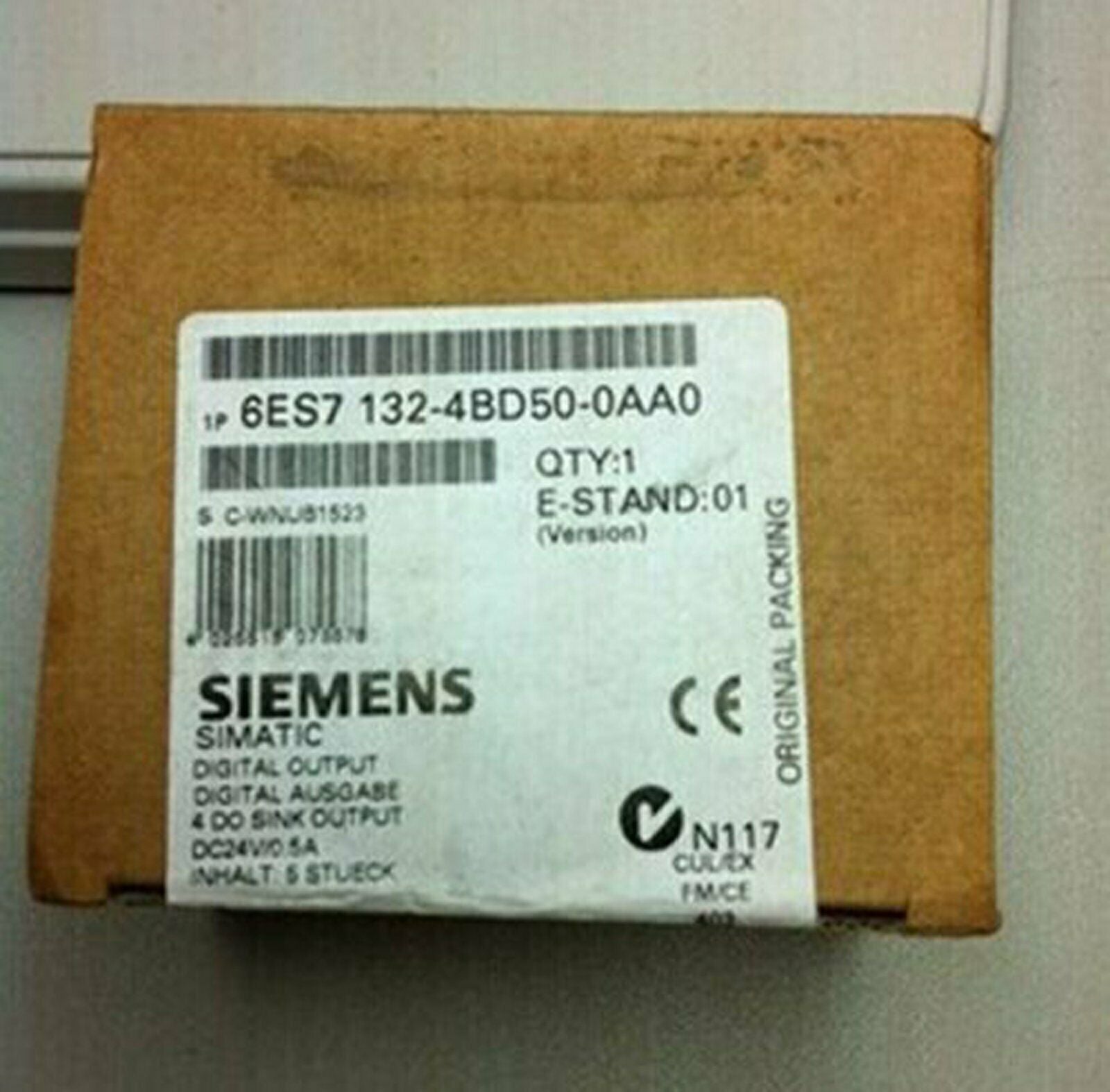 new  Siemens 6ES7132-4BD50-0AA0 6ES7 132-4BD50-0AA0 One year