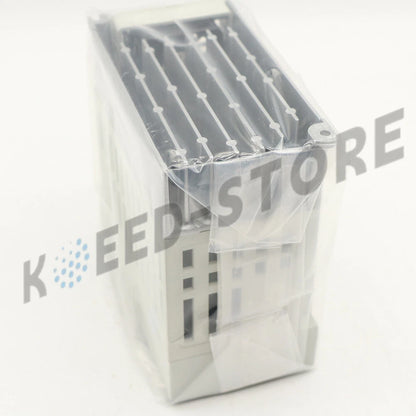 1PCS LS LG inverter SV008iG5A-2 0.75KW 220V