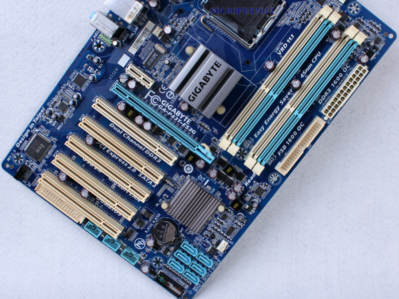 used Gigabyte GA-P43T-ES3G V1.3 Intel P43 Socket LGA 775 DDR3 Motherboard