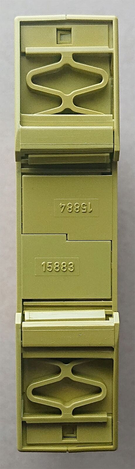 used Pilz PNOZ s4 751104 24V 3NO 1NC I1MG 2784 - PILZ