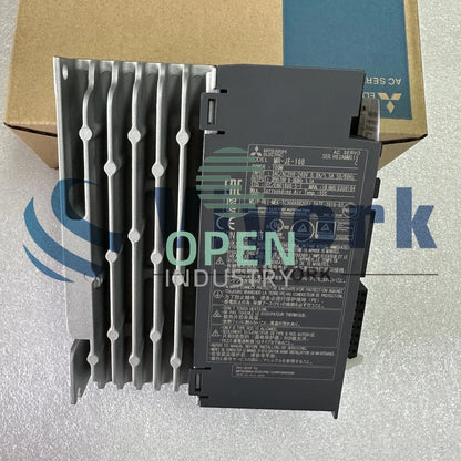 1PCS Mitsubishi MR-JE-10B SERVO AMPLIFIER 100W 200V SSCNETIII/H