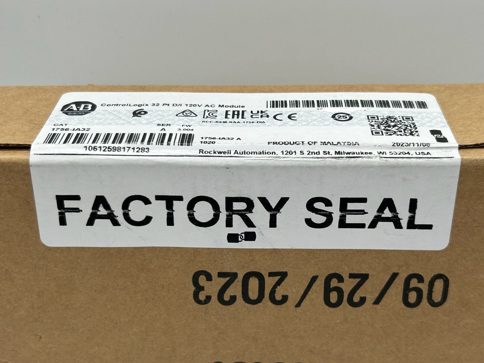 New Factory Sealed 1756-IA32 ControlLogix AC Digital 32 Point Output Module - CONTROLLOGIX