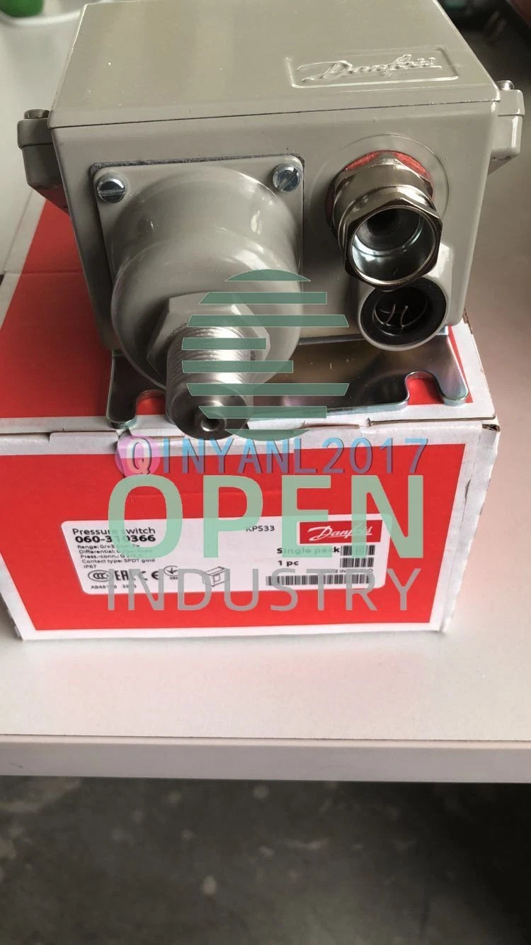 1PCS DANFOSS Pressure switch KPS33 060-310366 060-3103