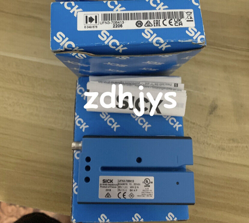 1PC Ultrasonic Sensors UFN3-70B413 - SICK