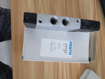 1PC Festo CPE18-M3H-5L-1/4 163786 Solenoid Valve In Box Free Shipping
