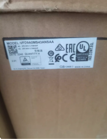 new 1pcs 590P-53316520-P00-U4A0+1pcs VFD9A0MS43ANSAA+1pcs VFD32AMS43ANSAA - SCHNEIDER ELECTRIC