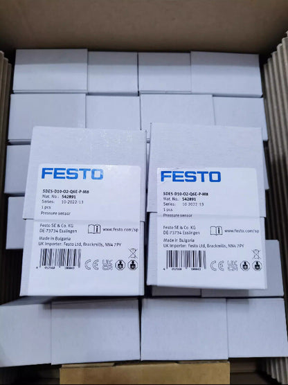 1PC Festo SDE5-D10-O2-Q6E-P-M8 542891 Pressure Sensor Free Ship