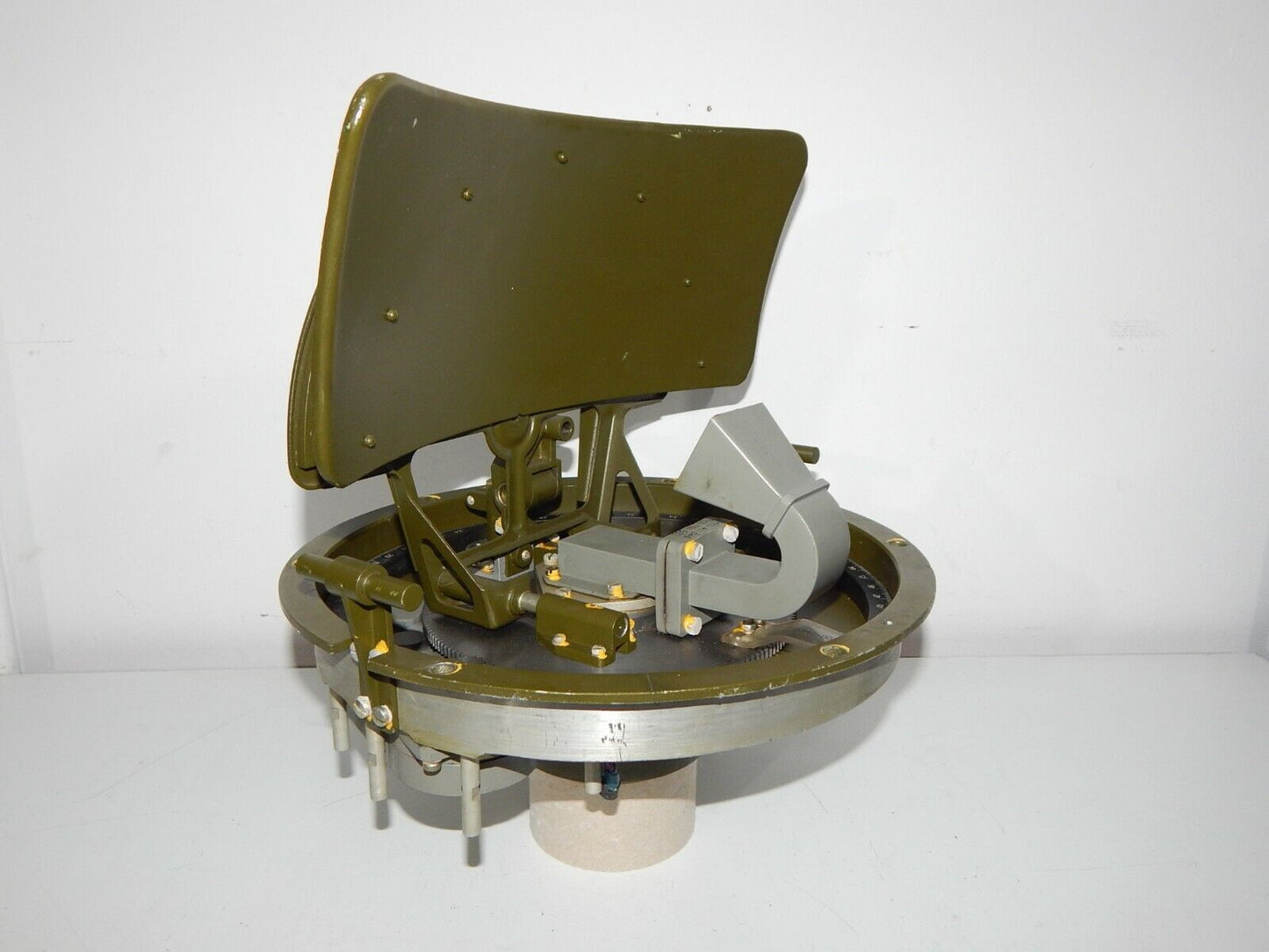 Russian Microwave Antenna for Collectible Use - TECHCOLLECTIBLES