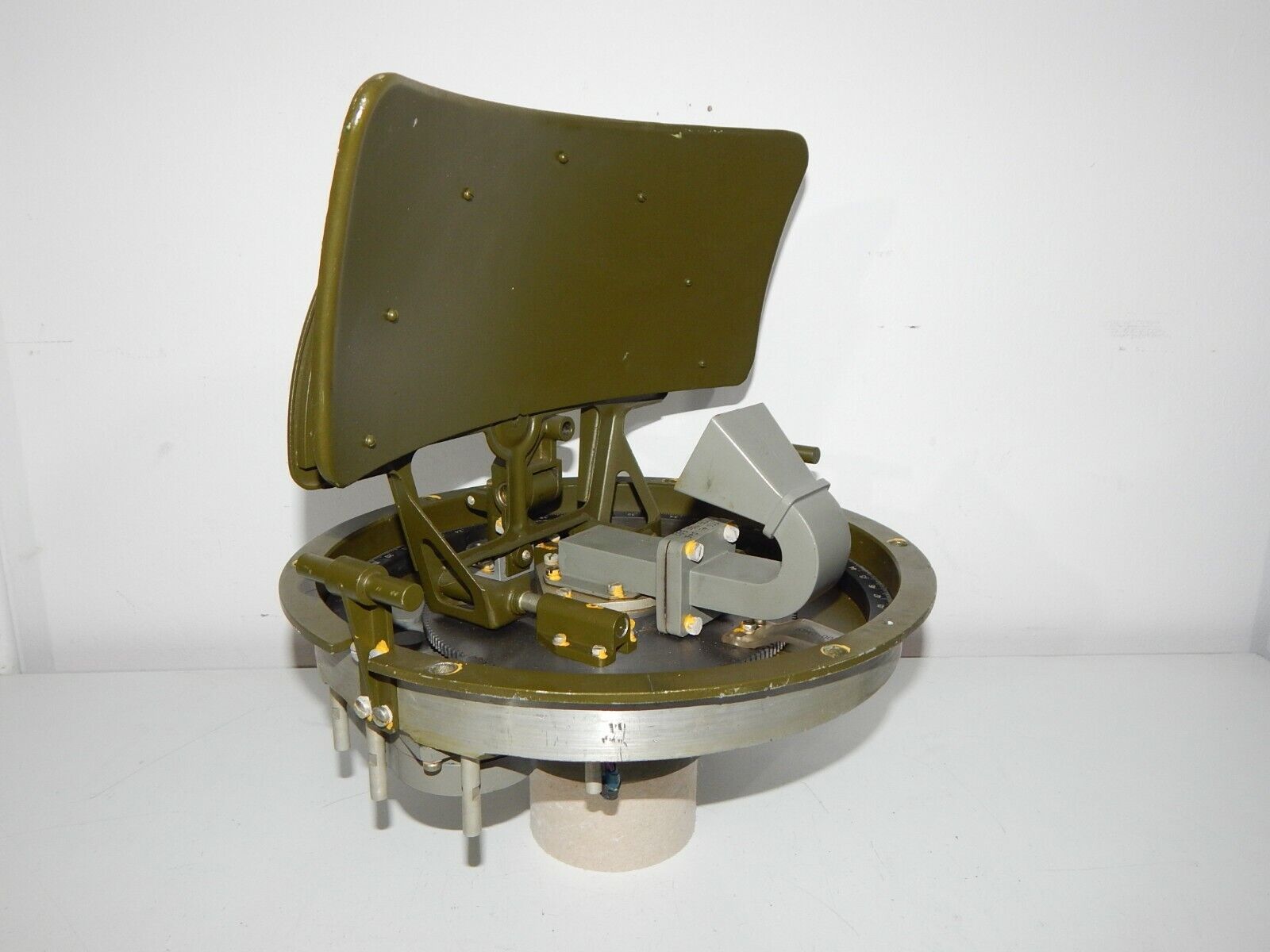 Russian Microwave Antenna for Collectible Use - TECHCOLLECTIBLES