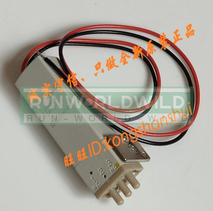 1PCS for SMC Solenoid valve LVM102R-5A-3
