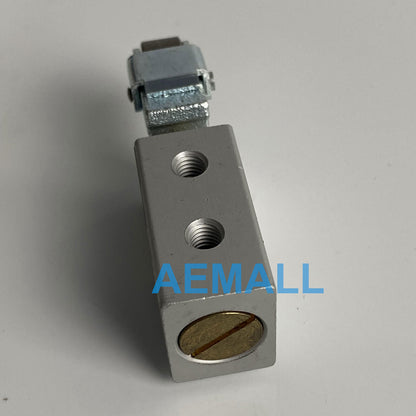 1pcs  Festo L-3-M5 3628 Toggle Lever Valve with Idle Return