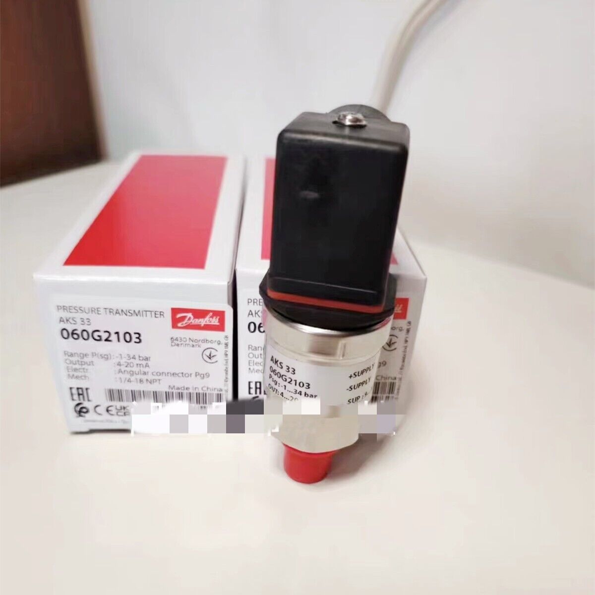 Danfoss AKS33 060G2103 pressure transmitter - DANFOSS