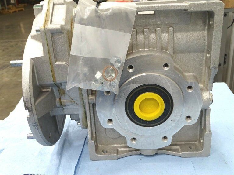 BONFIGLIOLI W R 110 U 300 P 100 B5 B3 Motor gearbox reducer - BONFIGLIOLI