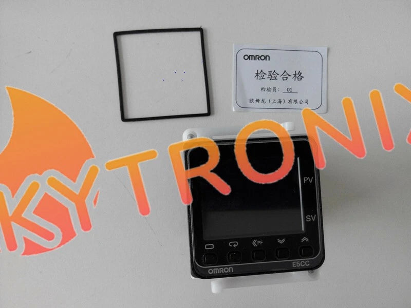 1Pcs OMRON E5CC-RX2ASM-006 Temperature Controller AC100-240V