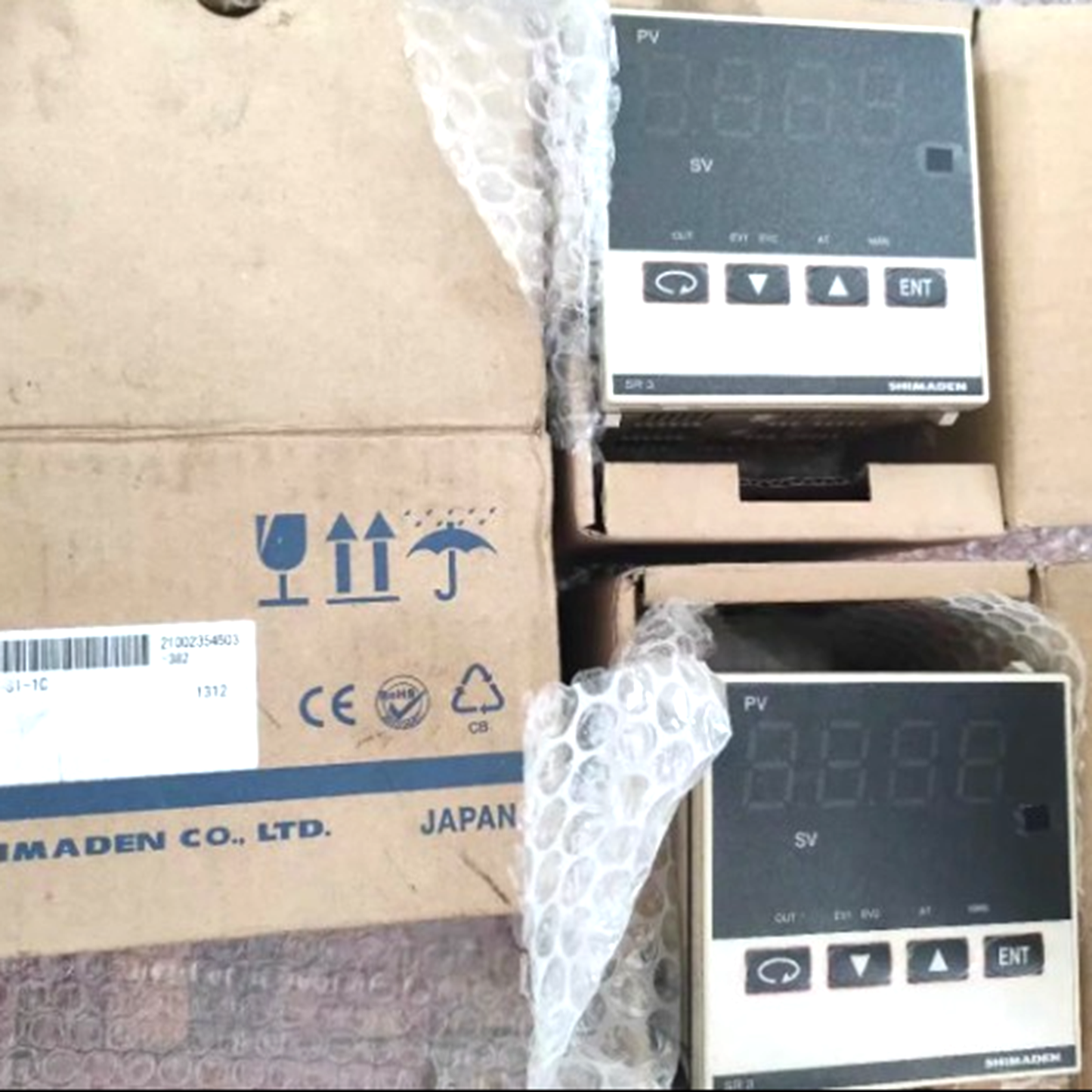 SHIMADEN SR3-8P-1C Temperature Controller | Precision Temperature Management | SHIMADEN SR3-8P-1C Thermocouple Controller | SHIMADEN SR3-8P-1C Temperature Switch - SHIMADEN