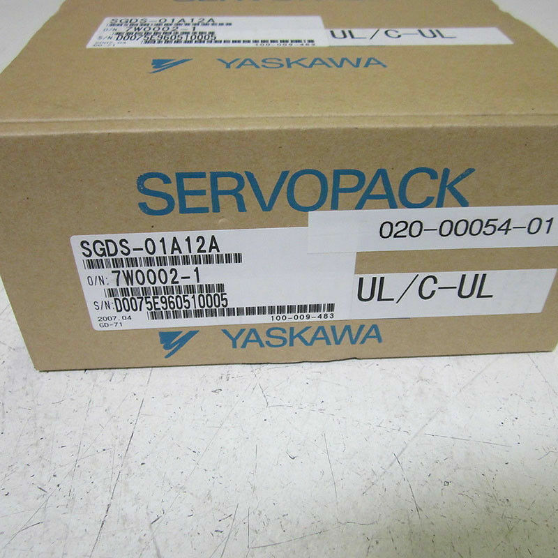 new 1PC Yaskawa SGDS-01A12A Servo Driver SGDS01A12A In Box ping - YASKAWA