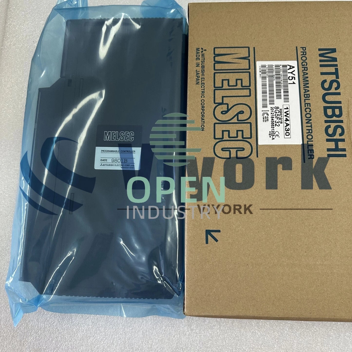 1PCS Mitsubishi AY51 PROGRAMMABLE CONTROLLER OUTPUT MODULE