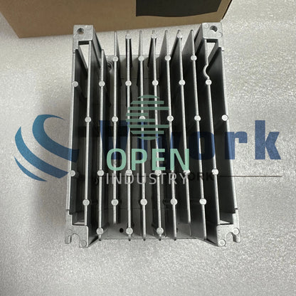 1PCS Mitsubishi FR-A024-0.75K FREQUENCY INVERTER DRIVE 0.75KW