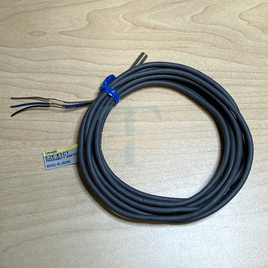 ! Omron E2E-X1C1 Proximity Switch - Open Box