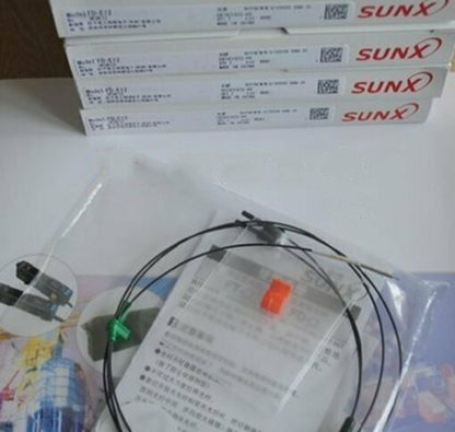 New 1PC Panasonic/SUNX Fiber Optic Sensor in Box - PANASONIC/SUNX