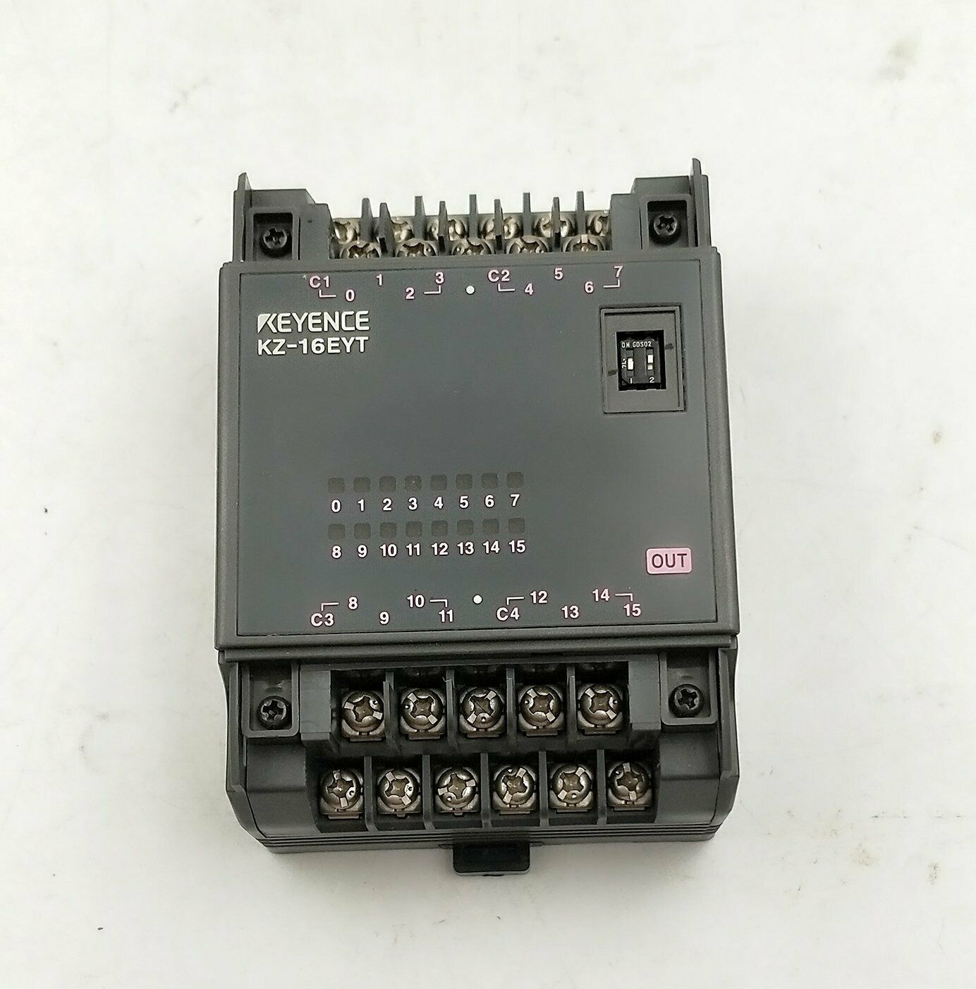 used ONE KEYENCE KZ-16EYT programmable controller module - ONE KEYENCE