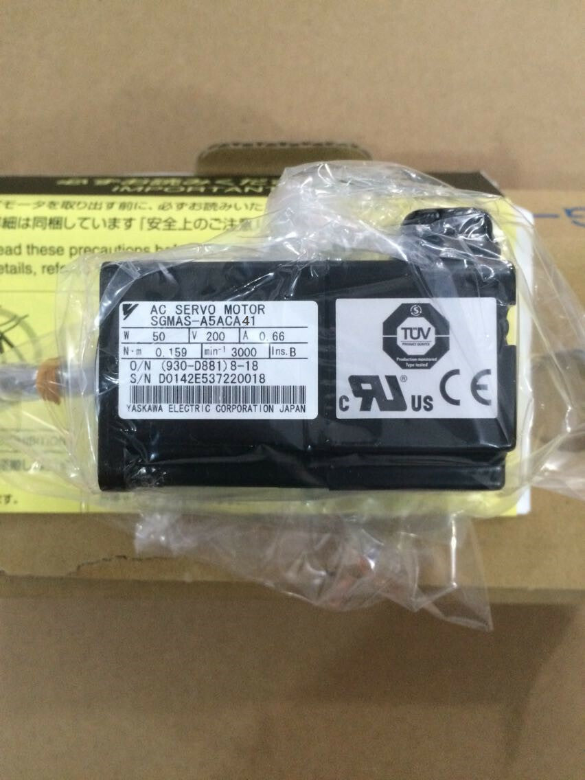 1PC YASKAWA AC SERVO MOTOR SGMAS-A5ACA41