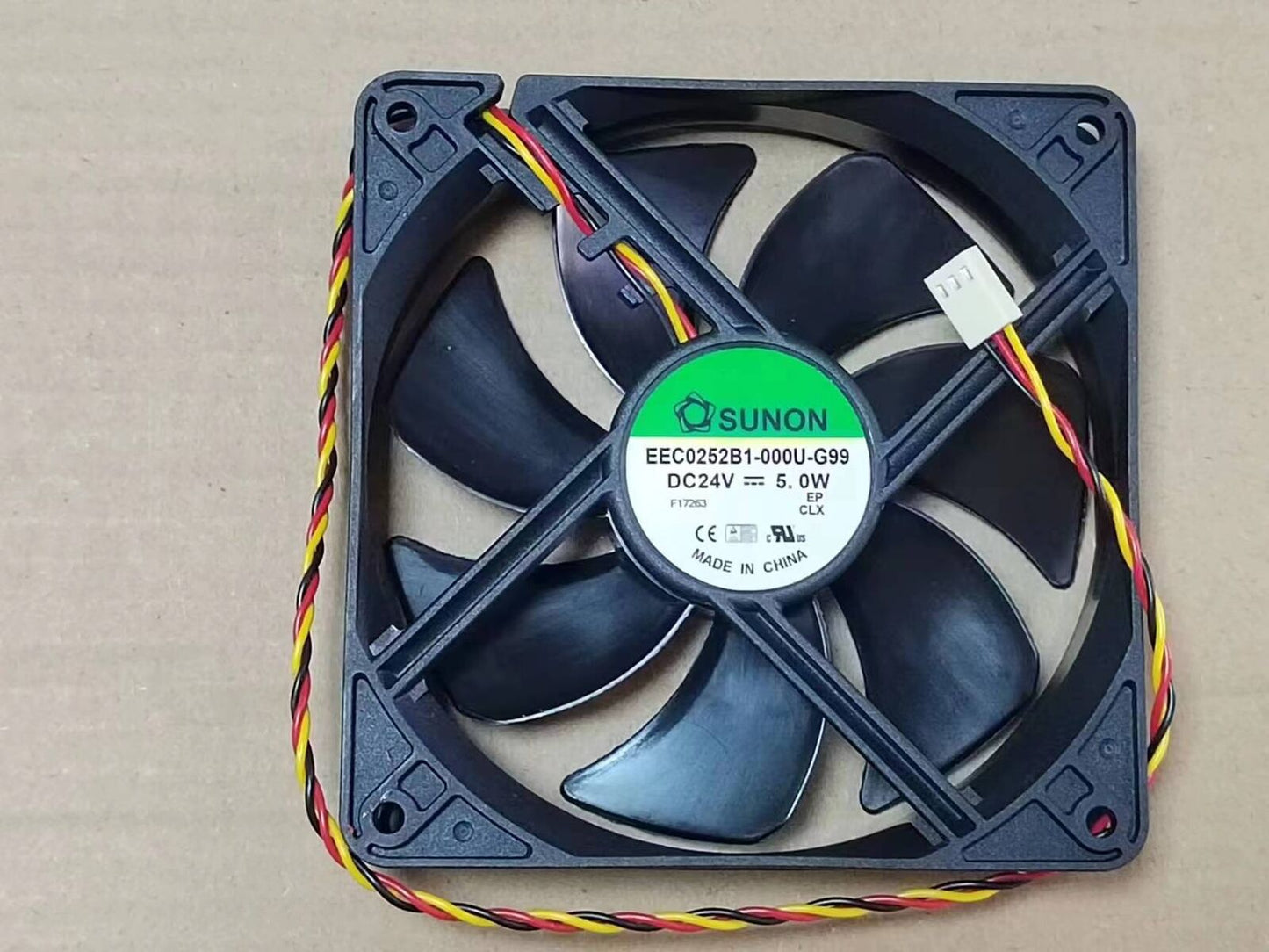 new SUNON EEC0252B1-000U-G99 24V 5W 12025 12CM 3-PIN inverter cooling fan
