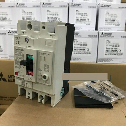 Mitsubishi Air Switch NV32-SV 32A Fast Ship - MITSUBISHI