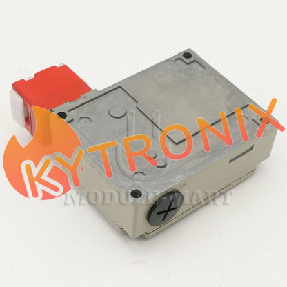 OMRON D4BL-2CRA Guard Lock Safety-door Switch 1PCS
