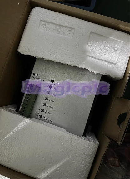 1Pcs for SCR W5TP4V030-24J power regulator