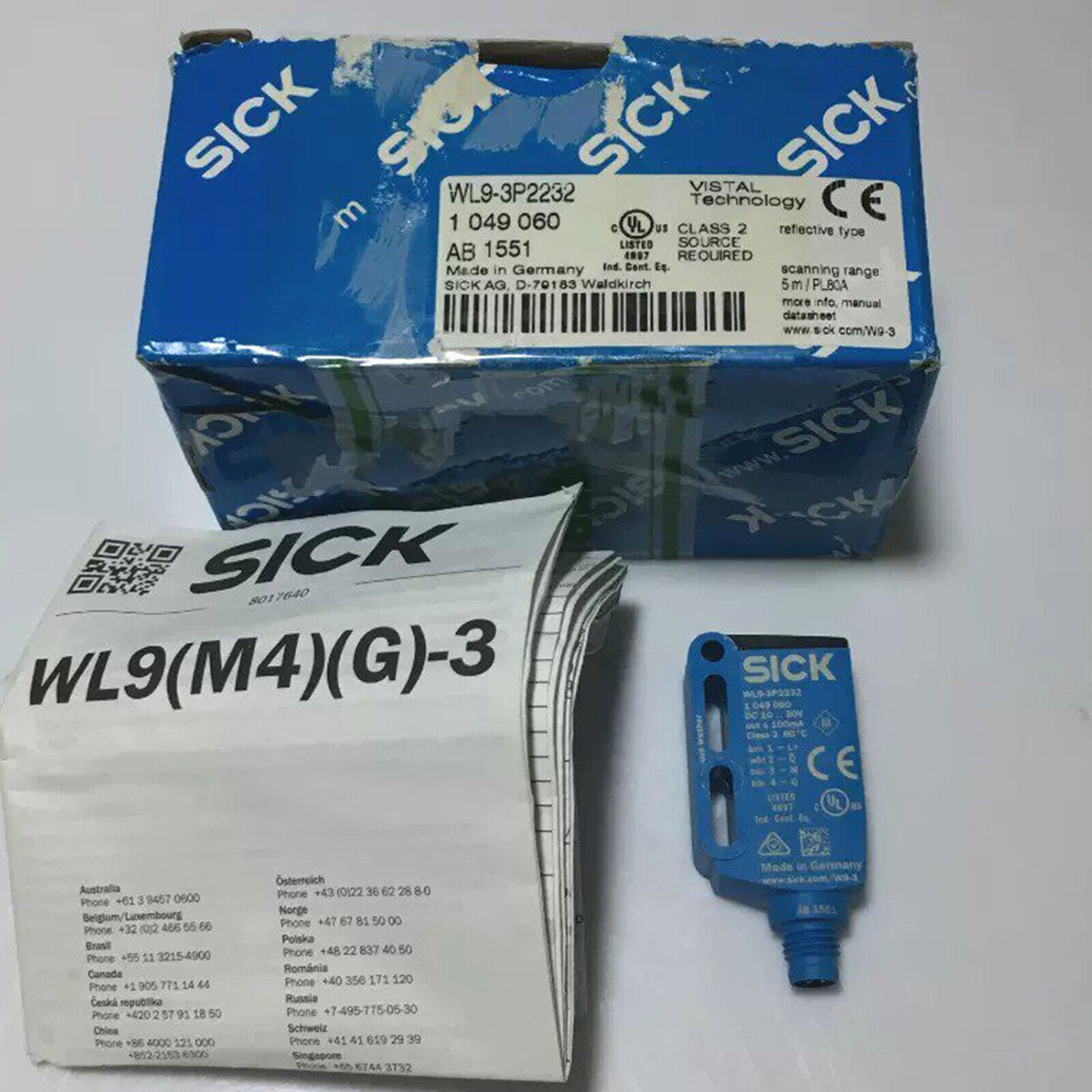 new 1 piece   sick WL9-3P2232 photoelectric sensor ship