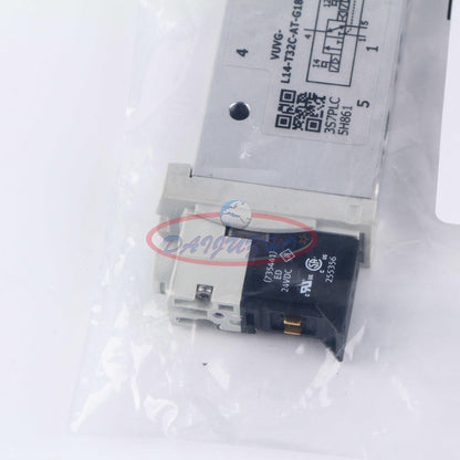 FESTO Solenoid Valve VUVG-L14-T32C-AT-G18-1P3 - FESTO