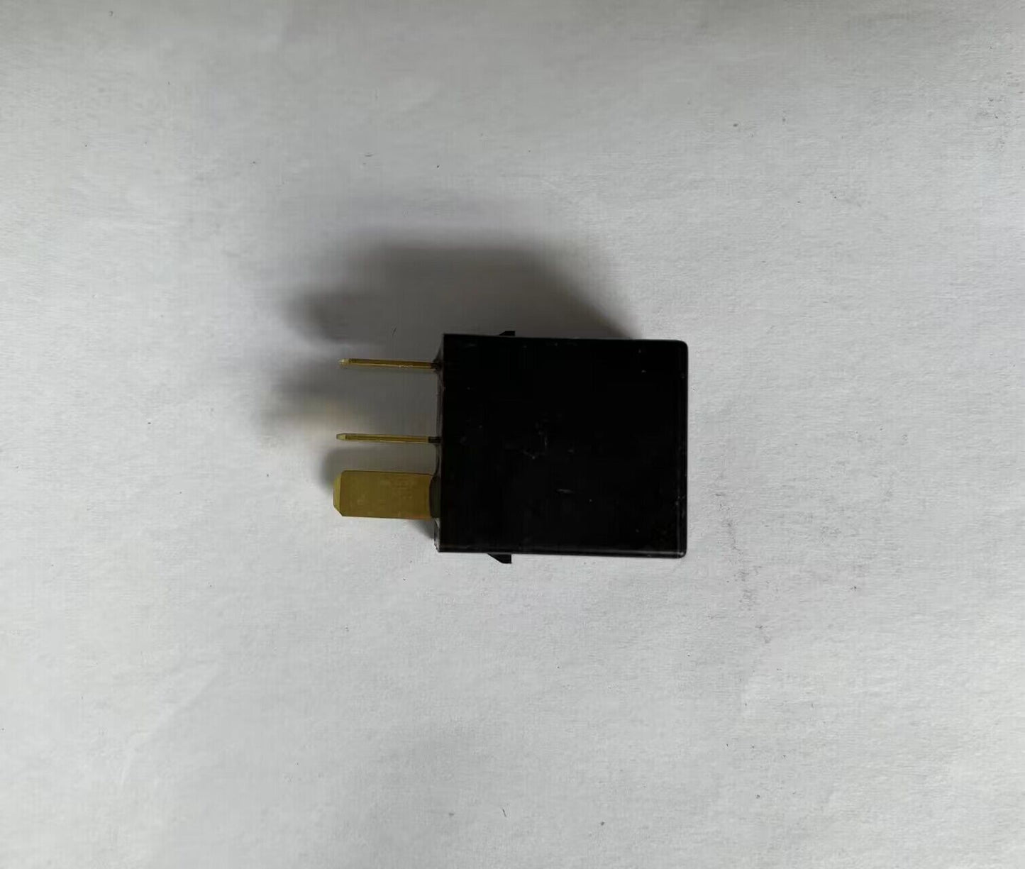 new 2PCS Omron G8HN-1A4T-RJ Relay 12VDC - OMRON