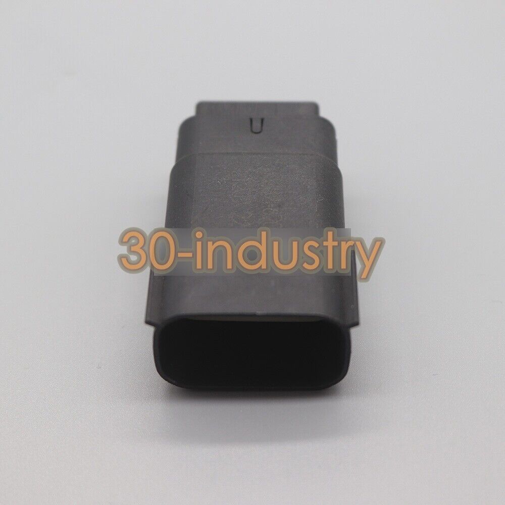 100 Pack of 33482-6201 Connector Shell, 33480 Series - NONE