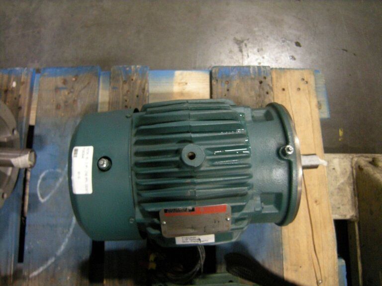 RELIANCE P18G38404 MOTOR 3HP 3PH 1740RPM 60HZ 230V/460V 2.9/3.7A FR. 182TC - RELIANCE