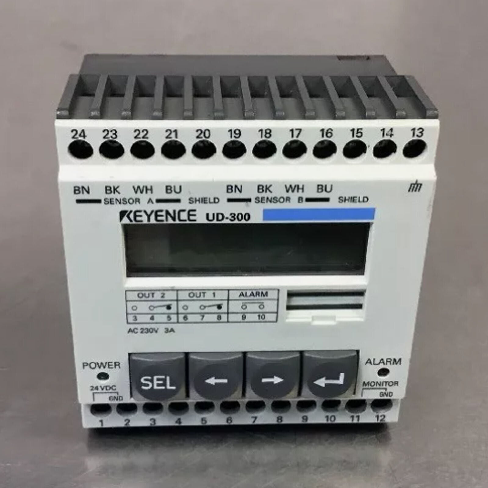 new Keyence UD-300 Ultrasonic Displacement Sensor Amplifier Unit Series Controller