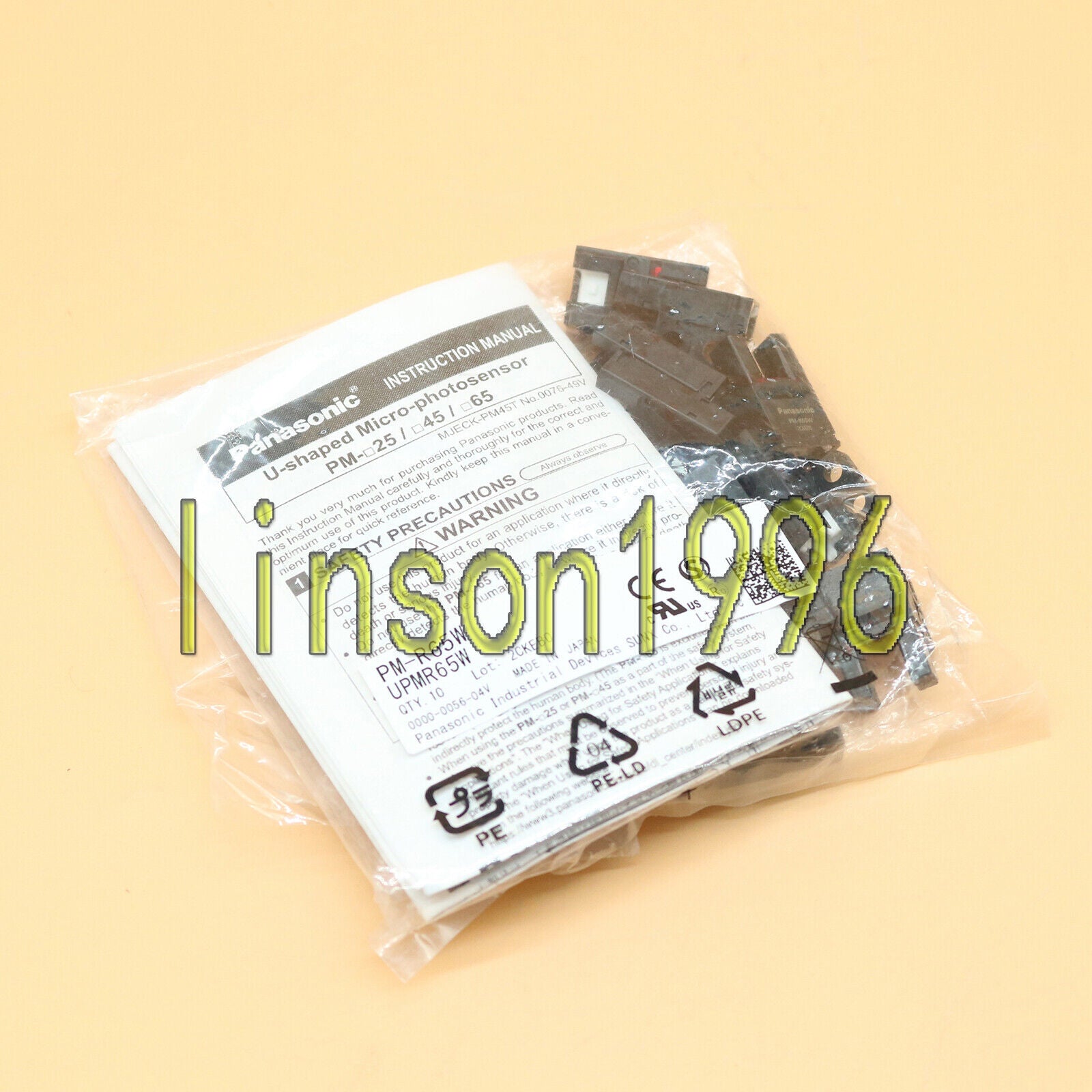 new 10PCS/1Bag  For Panasonic PM-R65W Photoelectric Sensor Fast Delivery Panasonic