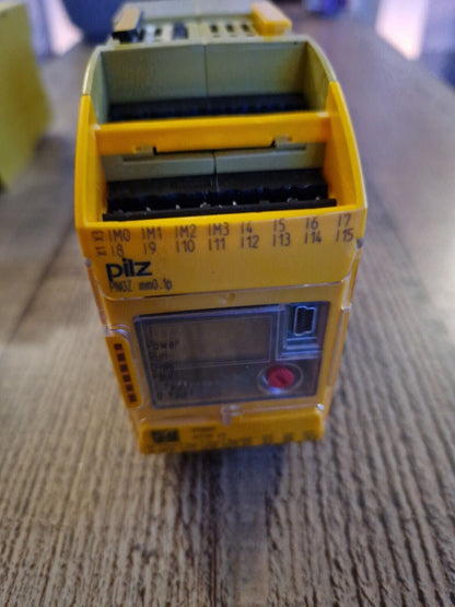 1PC Sealed PILZ 772001 Safety Relays - PILZ