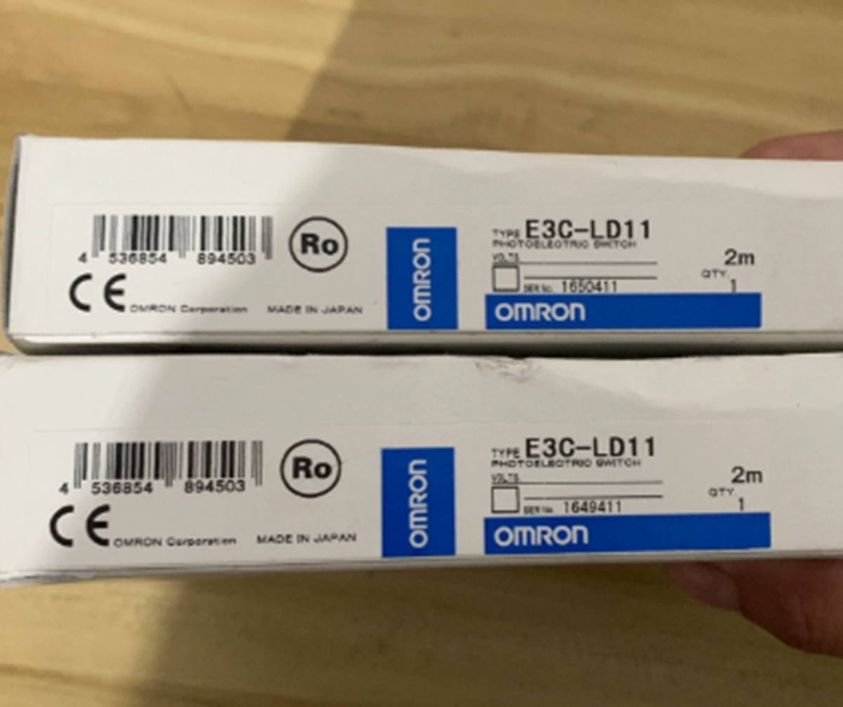 Omron E3C-LD11 Photoelectric Sensor - High-Quality Motion Detection with 2M Range and 99% Accuracy - OMRON
