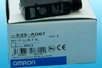 OMRON E3SAD87 Photoelectric Sensor - OMRON
