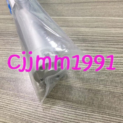 new 1PC SMC CDG1BN25-200Z - SMC
