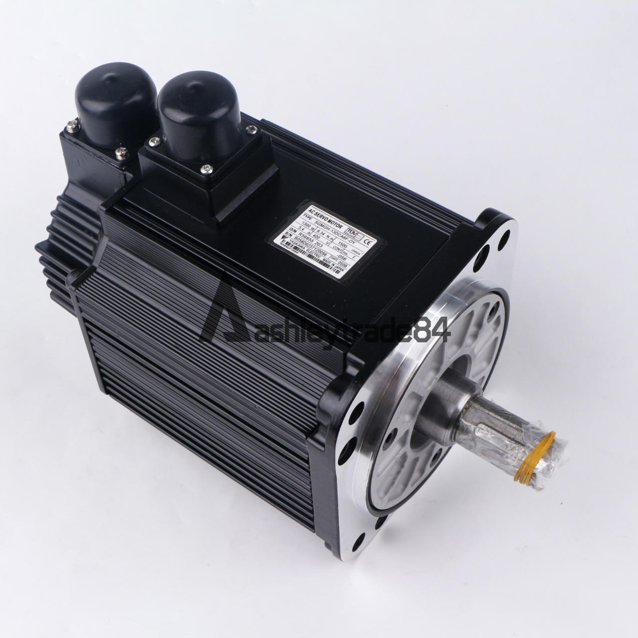 new ONE  YASKAWA SGMGH-13DCA6F-OY SERVO MOTOR
