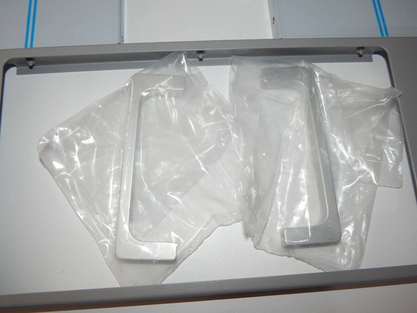 Used Rohde & Schwarz HAMEG HZ46 Rackmount Kit - ROHDE & SCHWARZ