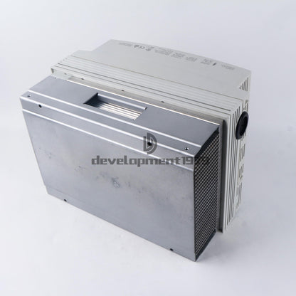 new ONE Lenze E82EV223K4B241 E82EV223-4B241 Frequency Inverter Converter - LENZE