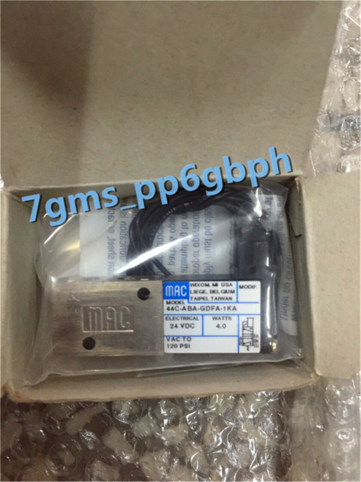 new 1 PCS  MAC solenoid valve 44C-ABA-GDFA-1KA MAC